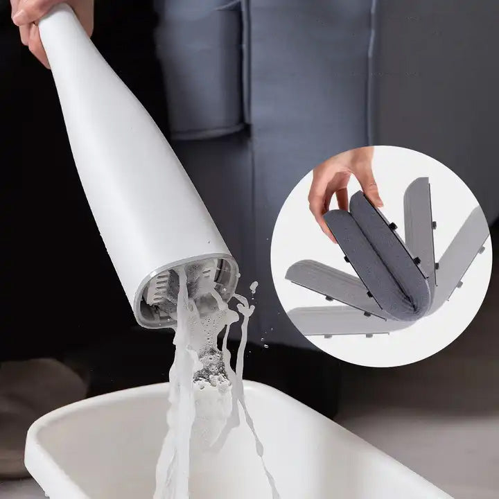 EasySqueeze™ Self-Squeeze Mop